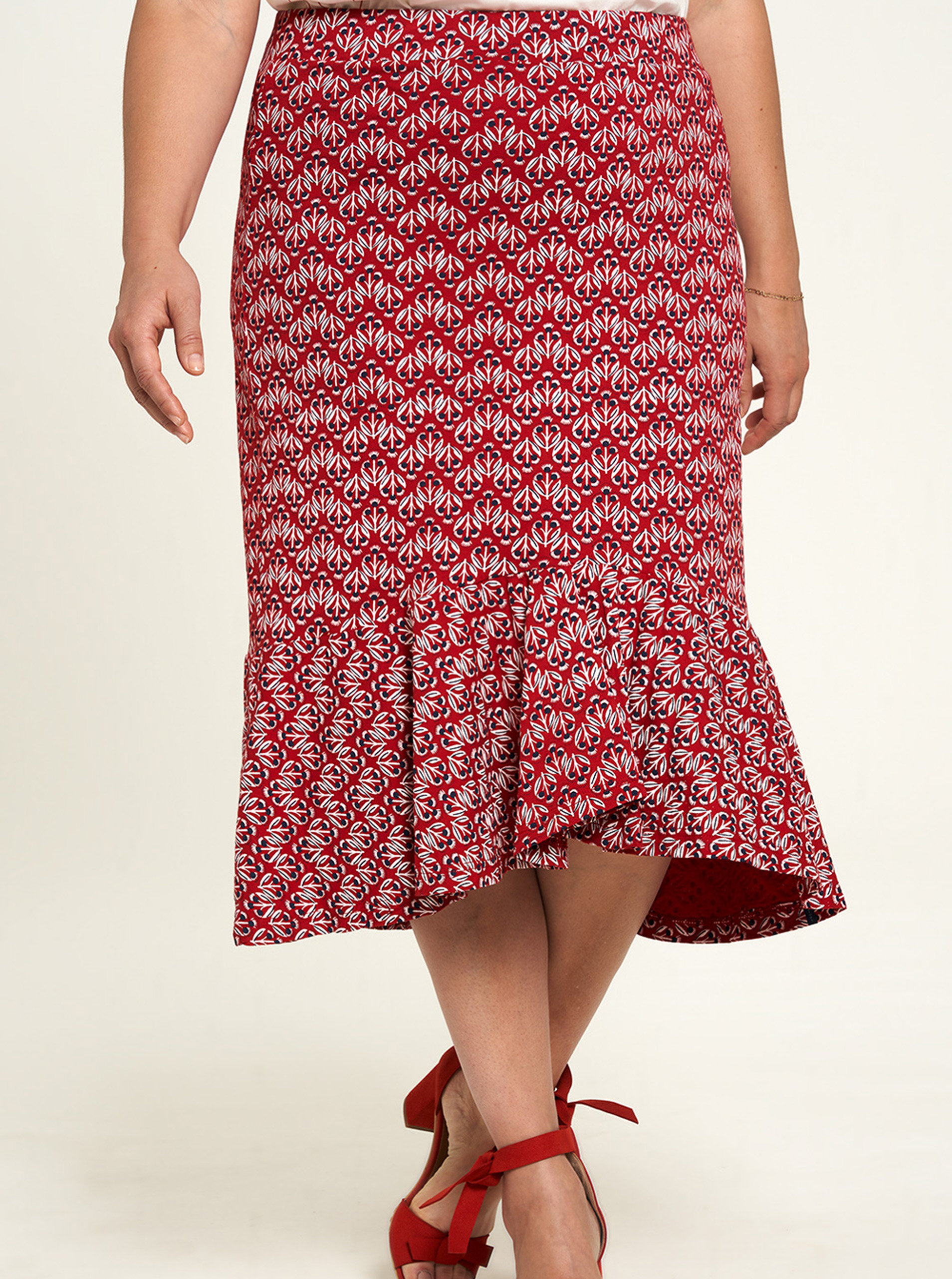 Fotografie Červená květovaná sukně Tranquillo