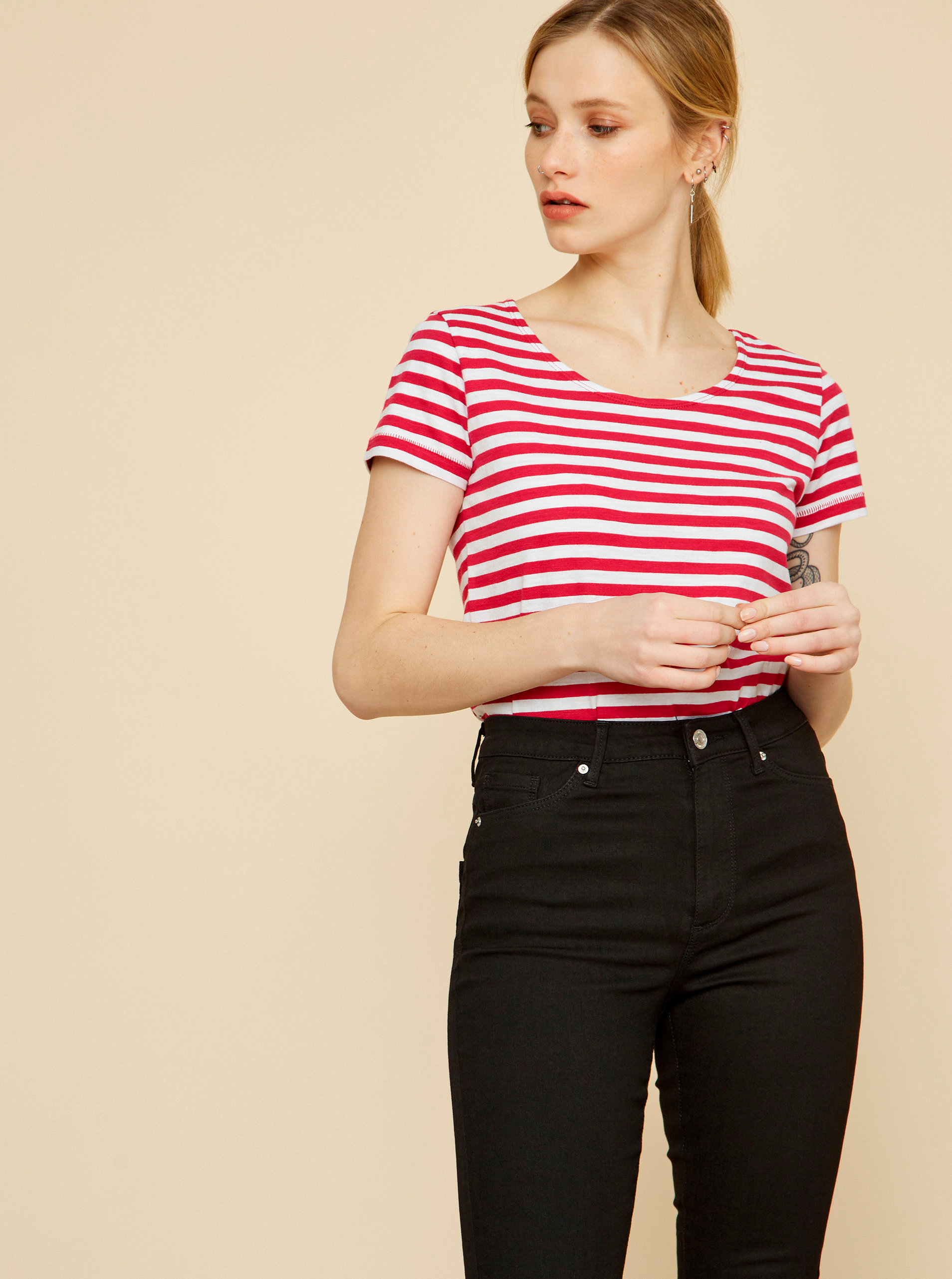 Fotografie Bílo-růžové dámské pruhované tričko ZOOT Baseline Amber