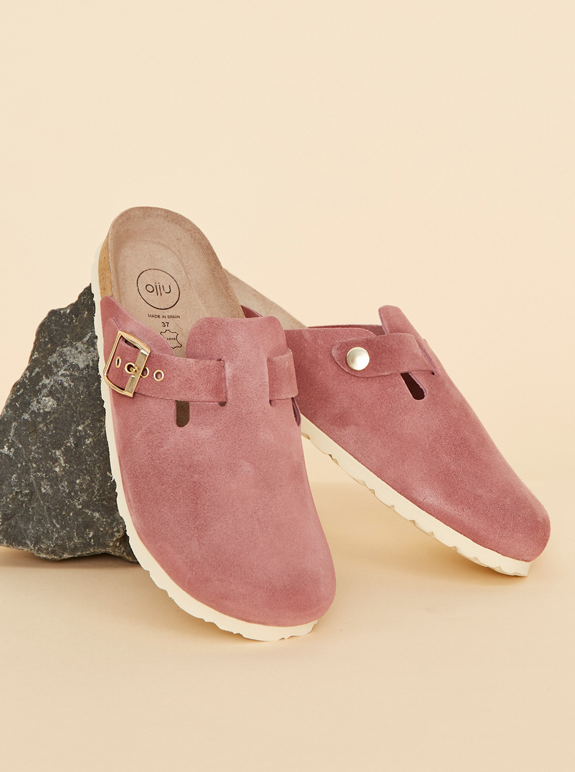 Fotografie Růžové dámské semišové pantofle OJJU