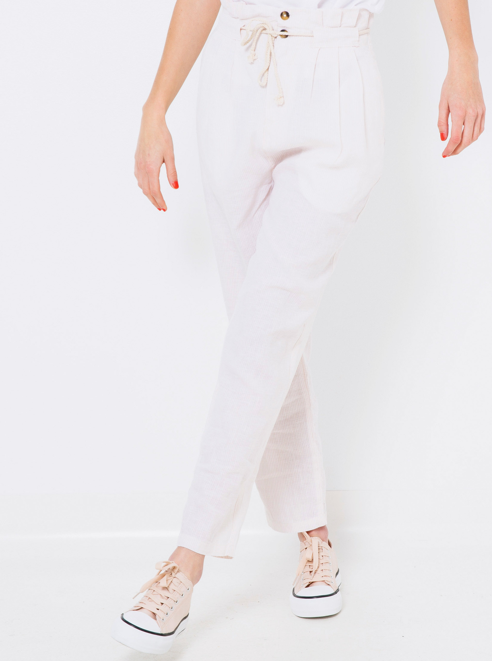 Fotografie Bílé lněné kalhoty s vysokým pasem CAMAIEU