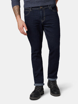 Slim fit