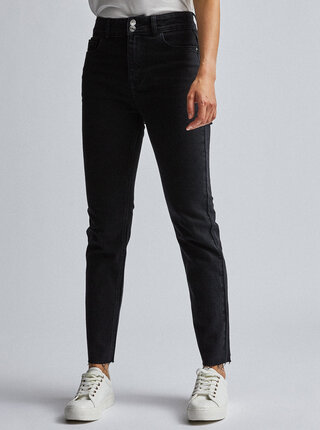 Slim fit