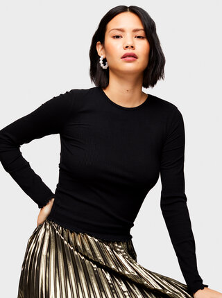 Černé tričko Miss Selfridge